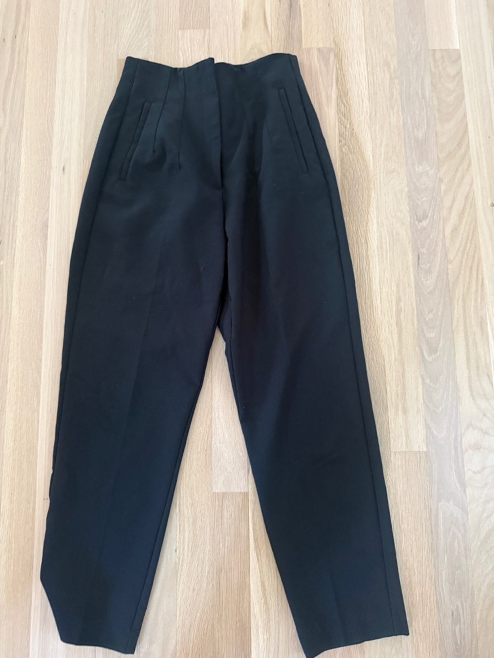 Zara Black Cropped Tailored Ankle Pants